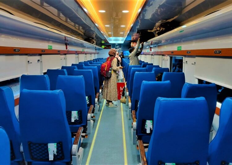 Simak Harga Tiket KA Blambangan Ekspres, Kereta Api dengan Rute Terpanjang di Indonesia