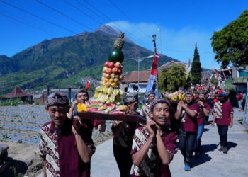 Mengenal Ritual Memetri Tuk Babon: Tradisi Warga di Lereng Merapi-Merbabu