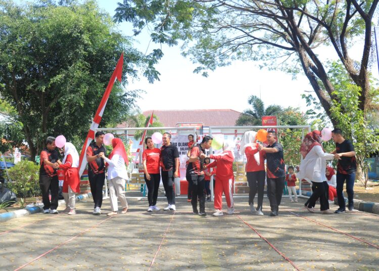 Sambut HUT RI dan Hari Pengayoman, Lapas Pemuda Madiun Gelar Lomba Olahraga Tradisional