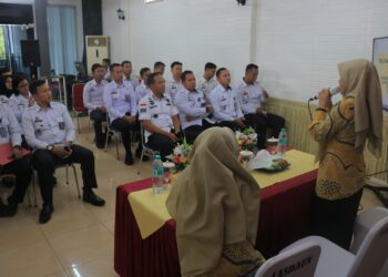 Tingkatkan Kompetensi Pelayanan Publik, Lapas Pemuda Madiun Gelar Pelatihan Bahasa Isyarat