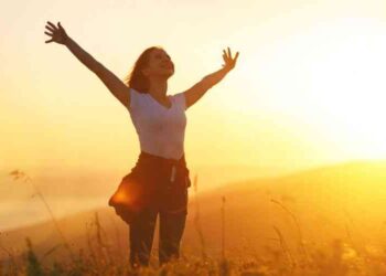 Mindful Living: Cara Sederhana Hidup Lebih Tenang dan Bahagia