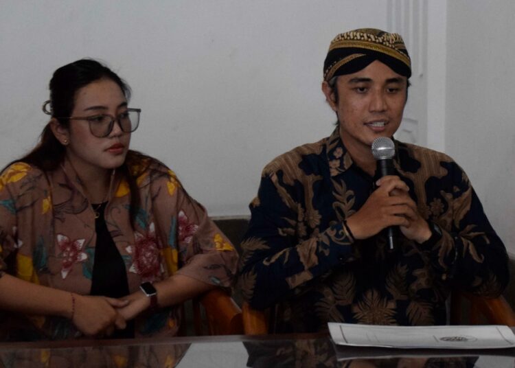 Menantu PB XIII Ungkap Kronologi Kericuhan Penabuhan Gamelan