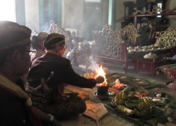 Awali Rangkaian Garebeg Mulud 2024, Karaton Surakarta Gelar Jamasan Kanjeng Kyai Sekati