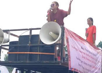 Aksi Protes Kinerja Bawaslu Kota Madiun Dianggap Diskriminatif, FKP: “Simbolisasi Gender Tak Etis”