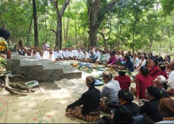 Mahesa Lawung, Tradisi Sakral Kraton Surakarta Kuburkan Kepala Kerbau