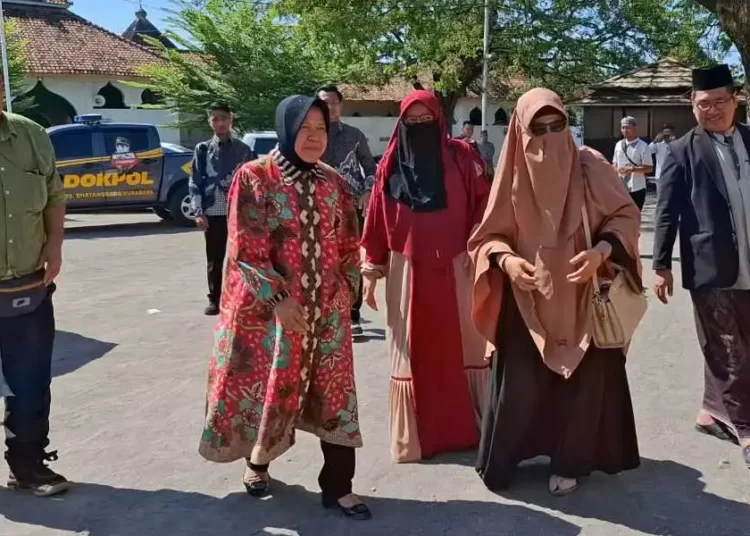 Cagub Jatim Tri Rismaharini Siapkan Skema Bantuan Pengembangan Pondok Pesantren