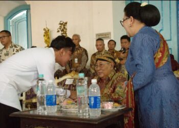 PB XIII dan Gibran Resmi Aktifkan Kembali Alun Alun Utara