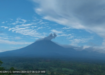 Gunung Semeru Erupsi, Warga Diminta Waspada