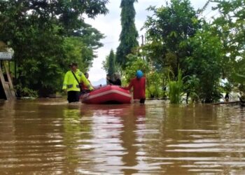 Ponorogo Banjir: Rendam Tiga Kelurahan, Jalur Transportasi Lumpuh