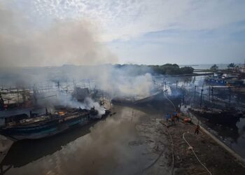 24 Kapal Terbakar Habis di Pelabuhan Tegal, Apa Kata Pemprov Jateng ?