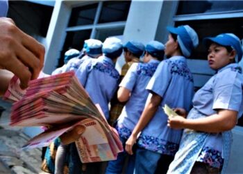 Pemprov Jatim Tetapkan UMK 2025, Surabaya Tertinggi, Situbondo Terendah