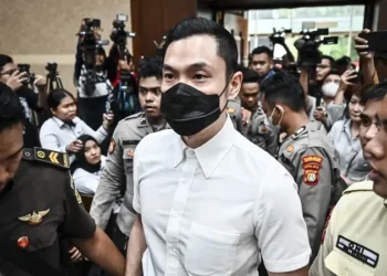 Harvey Moeis Dijatuhi Hukuman 6,5 Tahun Penjara atas Korupsi Timah