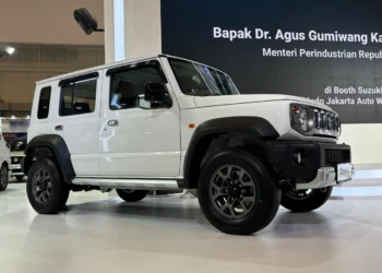Suzuki Luncurkan Jimny 5-Door White Rhino Edition di GJAW 2024
