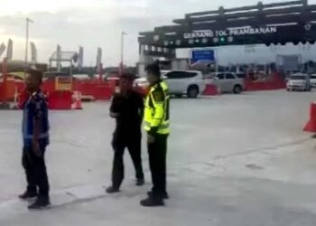 Usai Lebih Dari 140 Ribu Kendaraan Yang Melintas, Polda Jateng Tutup Kembali Gerbang Tol Prambanan