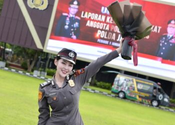 Polwan Kok Kayak Gini ?, Personel Polda Jatim Ini Viral Karena Saking Cantiknya