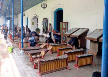 Hari Kedua Jamasan Gongsa, Giliran Kanjeng Kyai Kancil Belik Untuk Tersentuh Air