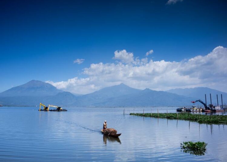 Misteri Rawa Pening: Dari Ular Jelmaan Baru Klinting hingga Suara Gamelan Mistis