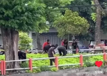 Satpol PP Surabaya Tak Segan Berikan Sanksi pada Pemburu Koin Perusak Fasum