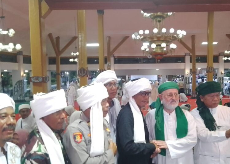 Ribuan Jamaah Padati Pengajian Umum dan Ijazah Kubro di Ngawi
