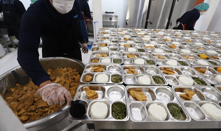Bukan Hanya Siswa, Inilah 4 Kelompok Sasaran Program Makan Bergizi Gratis