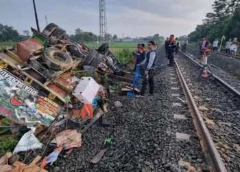 Insiden KA Sancaka vs Truk Ekspedisi di Sragen: Sopir Kritis, Jalur Kini Normal