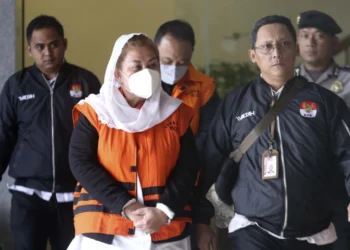 KPK Resmi Tahan Wali Kota Semarang Hevearita Gunaryanti