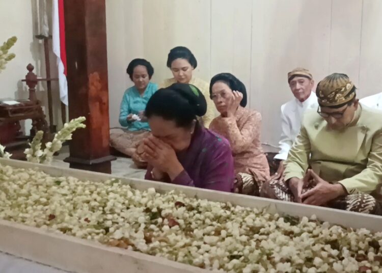 Bulan Ruwah, Kraton Surakarta Terus Lanjutkan Tradisi Sadranan
