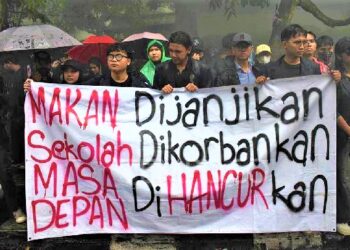 “Indonesia Gelap”: 13 Tuntutan Mahasiswa kepada Pemerintah