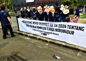 Warga Borobudur Gelar Demonstrasi Tuntut Revisi Perpres 101/2024, Seperti Ini Isinya