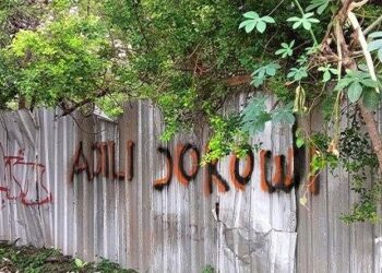 Coretan ‘Adili Jokowi’ Bermunculan di Solo, Satpol PP Akan Bertindak