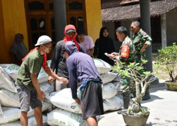 Optimalisasi Penyerapan Gabah, Dandim Ponorogo Dampingi Petani dan Bulog