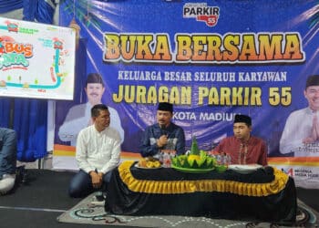 Juragan Parkir Cak Kia Gelar Buka Bersama Jukir Kota Madiun
