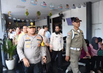 Kapolres Madiun Kota dan Forkopimda Tinjau Stasiun, Pastikan Kelancaran Mudik Lebaran 2025