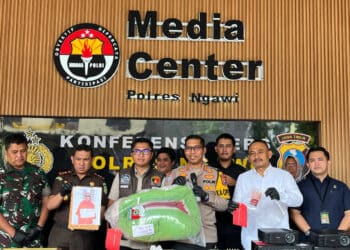 Polres Ngawi Gerebek Warung Kopi yang Jadi Kedok Prostitusi, Mucikari Gunakan Anak Kandung
