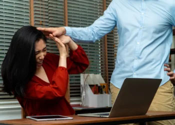 Pekerja Korban Kekerasan Fisik dan Pemerkosaan Kini Dapat Jaminan Kecelakaan Kerja