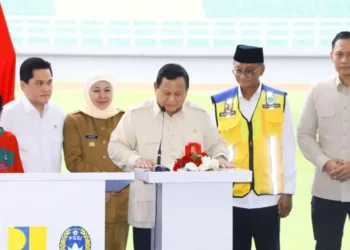 Prabowo Berkelakar Khofifah Cocok Jadi Perdana Menteri