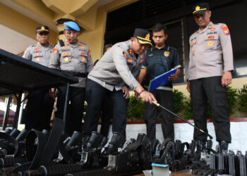 Kapolres Madiun Kota AKBP Wiwin Junianto Supriyadi Cek Kendaraan Dinas dan Senjata Api, Pastikan Kesiapan Operasional Anggota