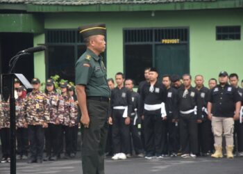 Upacara 17-an di Makorem Makutarama, PSHT Tunjukkan Semangat Bela Negara