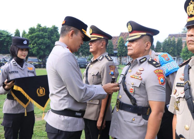 AKBP Zainur Rofik Pimpin Sertijab, Lima Kapolsek dan Kabaglog Resmi Berganti