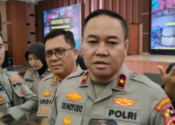 Mahasiswi ITB Diamankan Polisi usai Unggah Meme Jokowi-Prabowo Berciuman