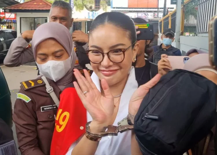 Nikita Mirzani Didakwa Gunakan Uang Rp4 Miliar untuk Angsuran Rumah