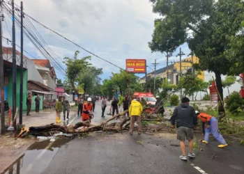 Angin Ribut Terjang Klaten, Puluhan Rumah Terdampak di 14 Desa