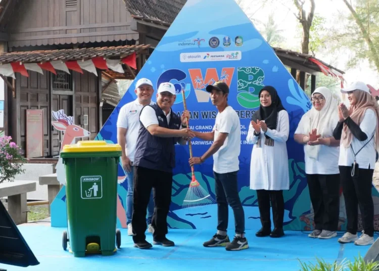 Banyuwangi Jadi Percontohan Nasional Gerakan Wisata Bersih