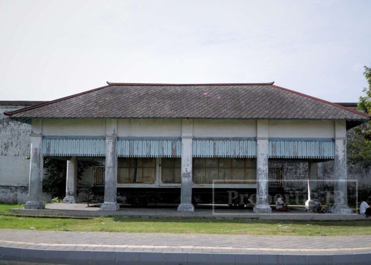 Menelisik Kereta Peninggalan PB X di Alun-Alun Kidul