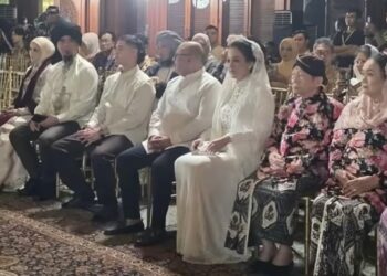 Siraman Al Ghazali, Maia Estianty dan Mulan Jameela Duduk Berdampingan