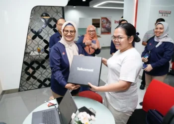 Telkom Tinjau Infrastruktur dan Kunjungi Pelanggan