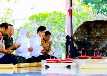 Bulan Bung Karno, Gibran dan Khofifah Peringati Jasa Sang Proklamator di Blitar