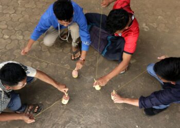 5 Mainan Tradisional yang Mulai Terlupakan, Bikin Rindu Masa Kecil!