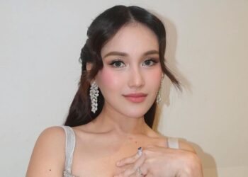 Ayu Ting Ting Rayakan Ulang Tahun ke-33 dengan Kejutan dari Keluarga
