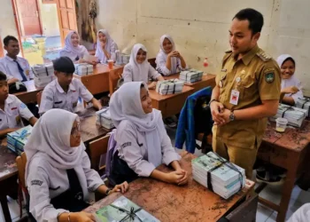 Wali Kota Solo Sediakan Program Magang, Dorong Siswa Kenal Dunia Kerja